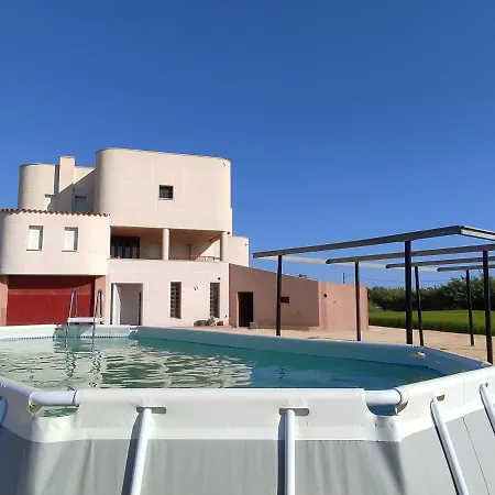 Feriehus De L'ebre *